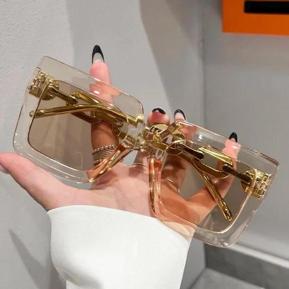 New fun chain style sunglasses - Picture 2 of 5